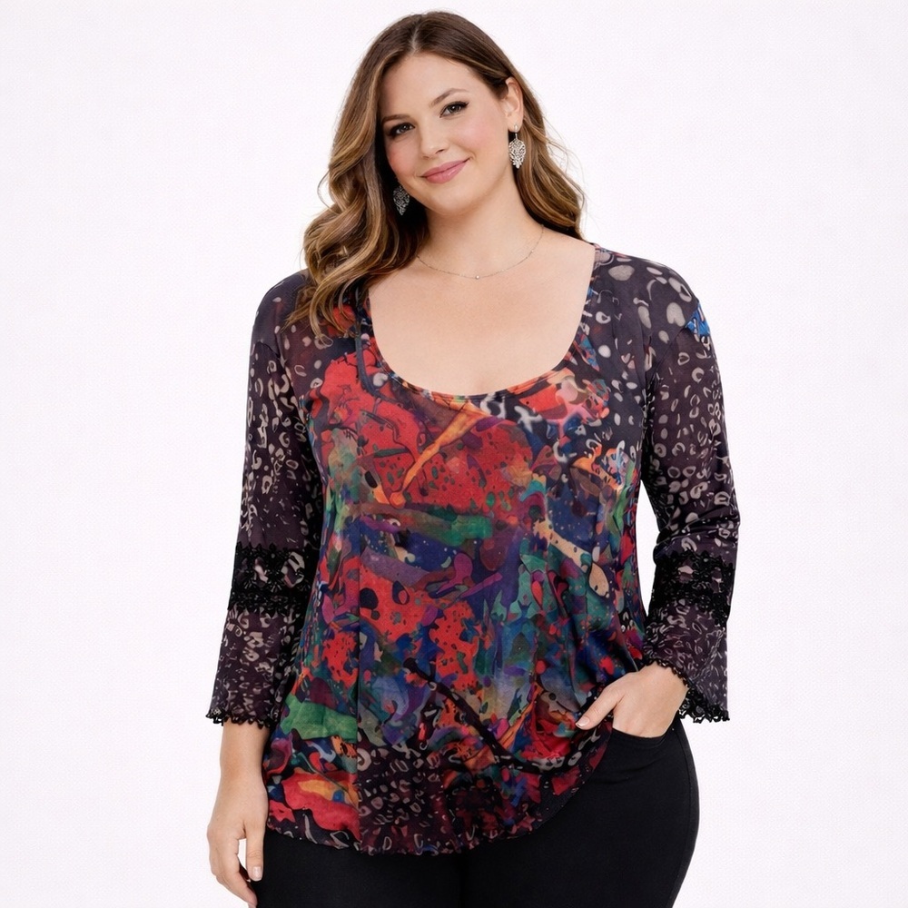 AMMA Colorful Abstract Women's Top with lettuce hem details. EUC